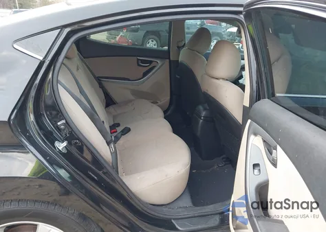 2016 Hyundai Elantra Value Edition z USA, uszkodzony, nr VIN 5NPDH4AE8GH788826